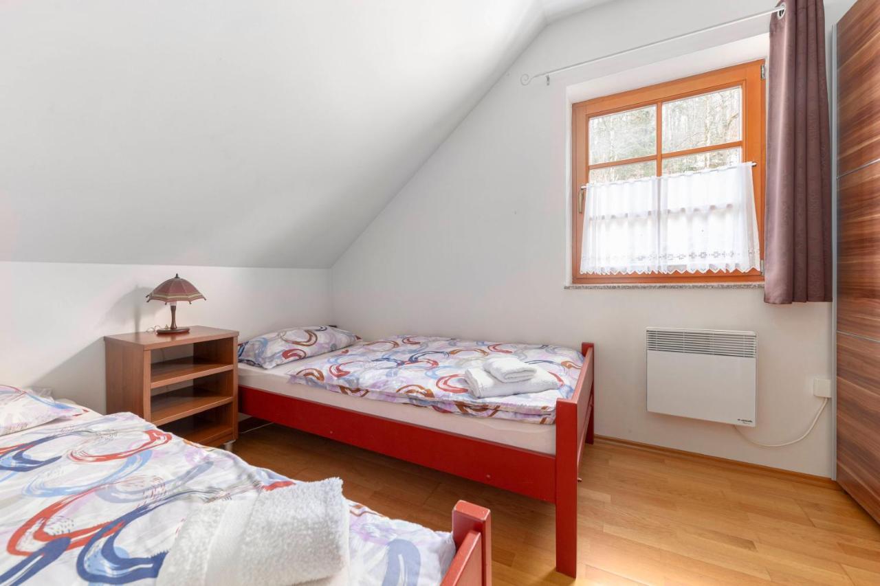 Apartma Metka Medvode Eksteriør billede
